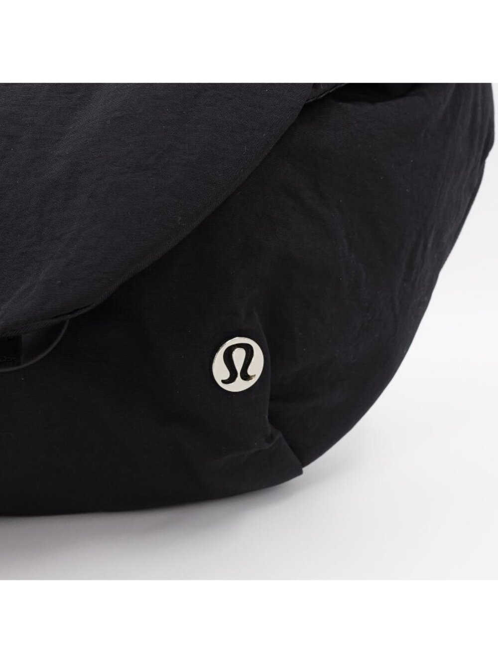 Lululemon Curved Crossbody 3L Black OS - Picture 16 of 16